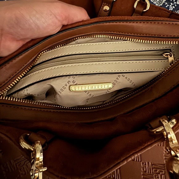 SOLD - Picture 3 of 4